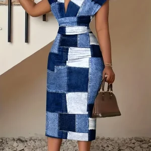 Robe moulante pour femmes en denim patchwork, longueur mi-cul, col en V à manches courtes