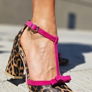 Leontina | Sandales vertes à motif léopard avec touches de couleur