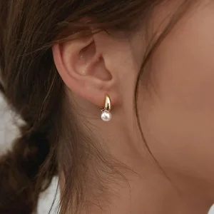 Boucles d'oreilles en perles dorées petites