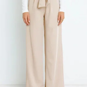 Pantalon à jambe large pour femmes, avec un nœud élégant et une taille haute - parfait pour un look de bureau décontracté et branché.