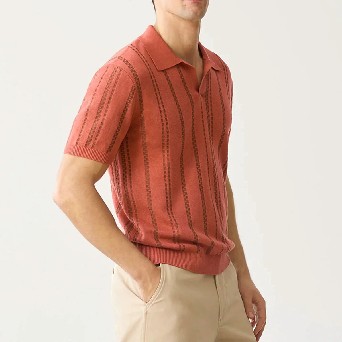 Polo pour homme en jacquard avec boucle en V - Fit Regolare - Manica Corte pour un style décontracté et moderne – Image 2