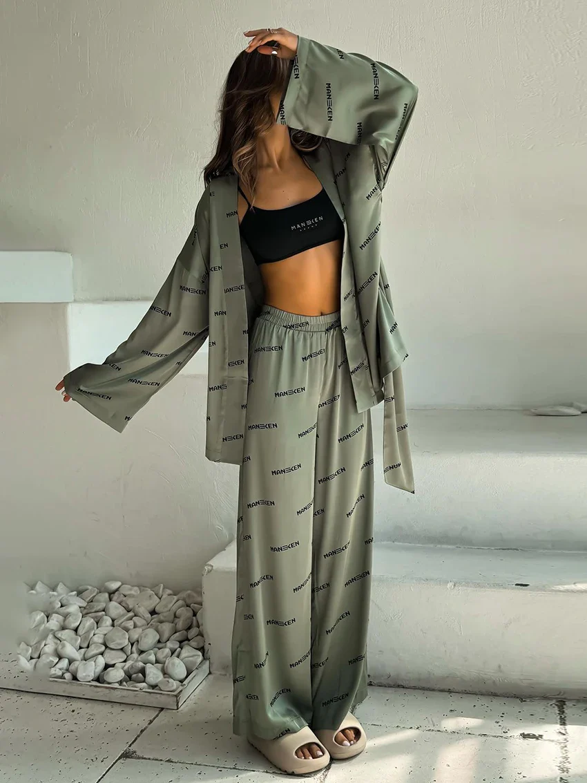 Pyjama Femme Imprimé – Ensemble 2 Pièces Col V & Pantalon Large – Image 7