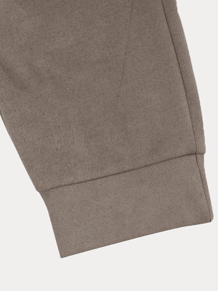 Set sportiv pentru bărbați - cămașă cu nasturi și pantaloni athleisure pentru un stil confortabil și eleganță casual – Image 6