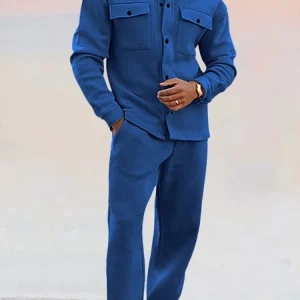 Set sportiv pentru bărbați - cămașă cu nasturi și pantaloni athleisure pentru un stil confortabil și eleganță casual