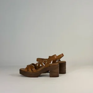 Sandale à petites brides camel - Eva Frutos
