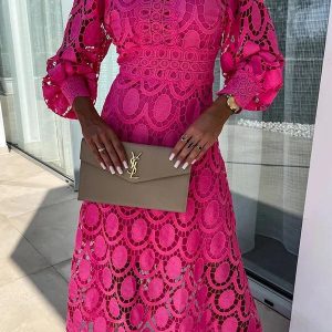 Élégante robe midi en dentelle à découpes et manches bouffantes pour femmes