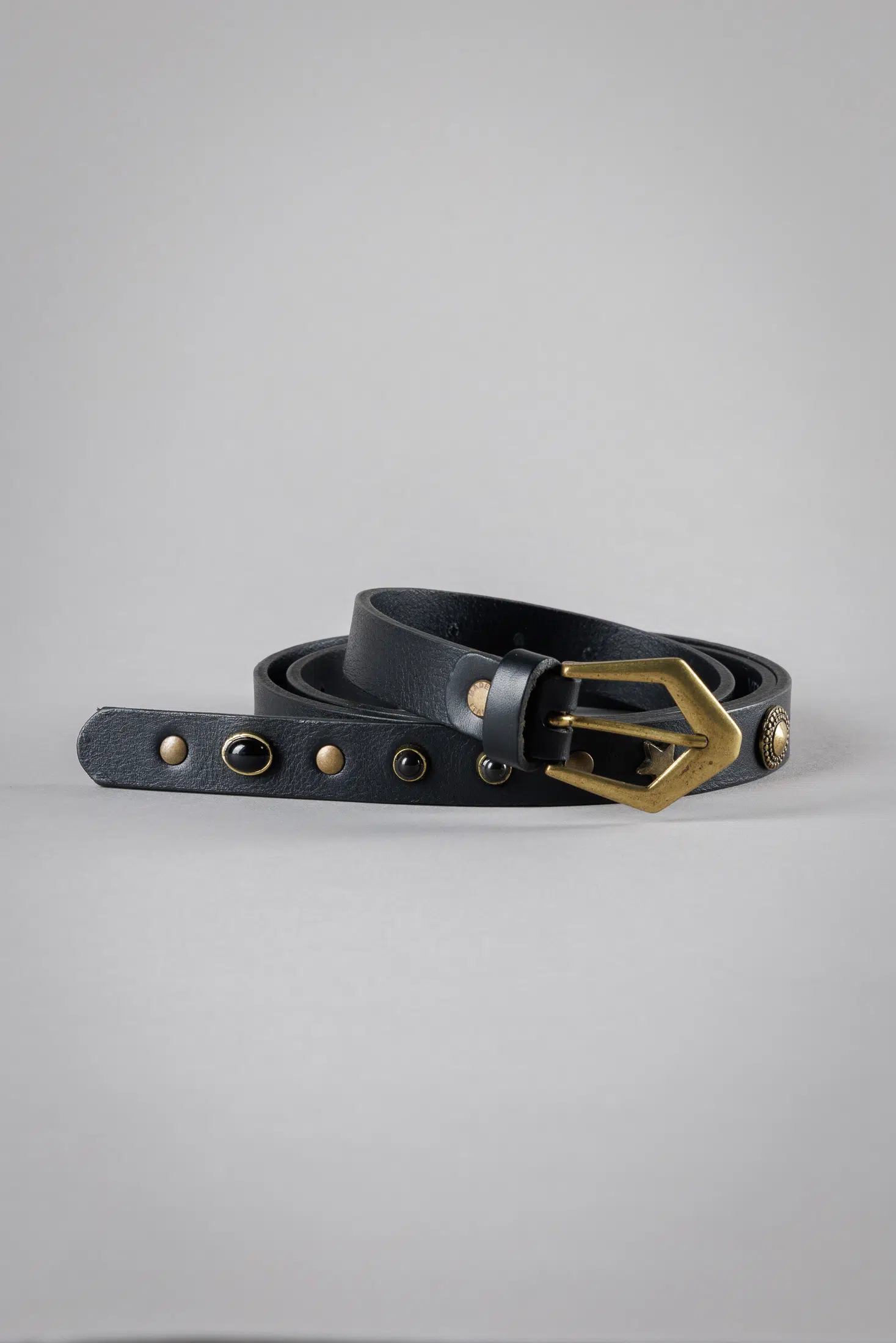 Ceinture noire en cuir