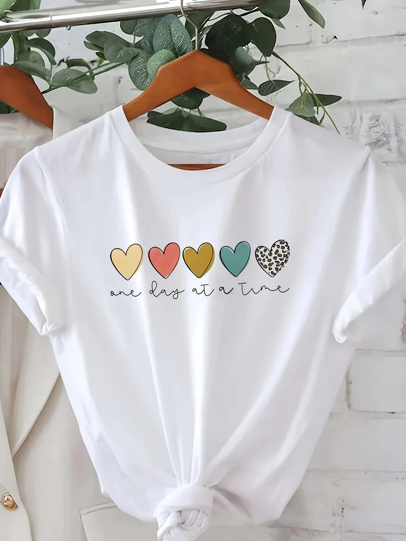 T-shirt imprimé cœur pour femme - Tenue décontractée confortable et élégante pour tous les jours