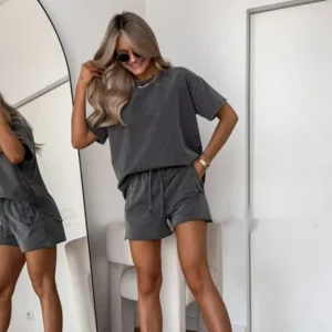 Ensemble  Décontracté – Haut à Manches et Short Coordonné