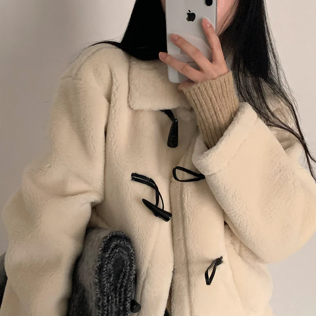 Veste courte ample en laine d'agneau doublée – Image 8