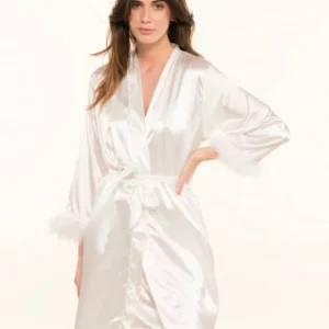 Peignoir Satin Femme Personnalisé – Manches Plume & Élégance