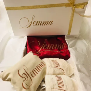 Box Peignoir Satin Femme avec Trousse Personnalisée – Élégance & Cadeau Sur Mesure