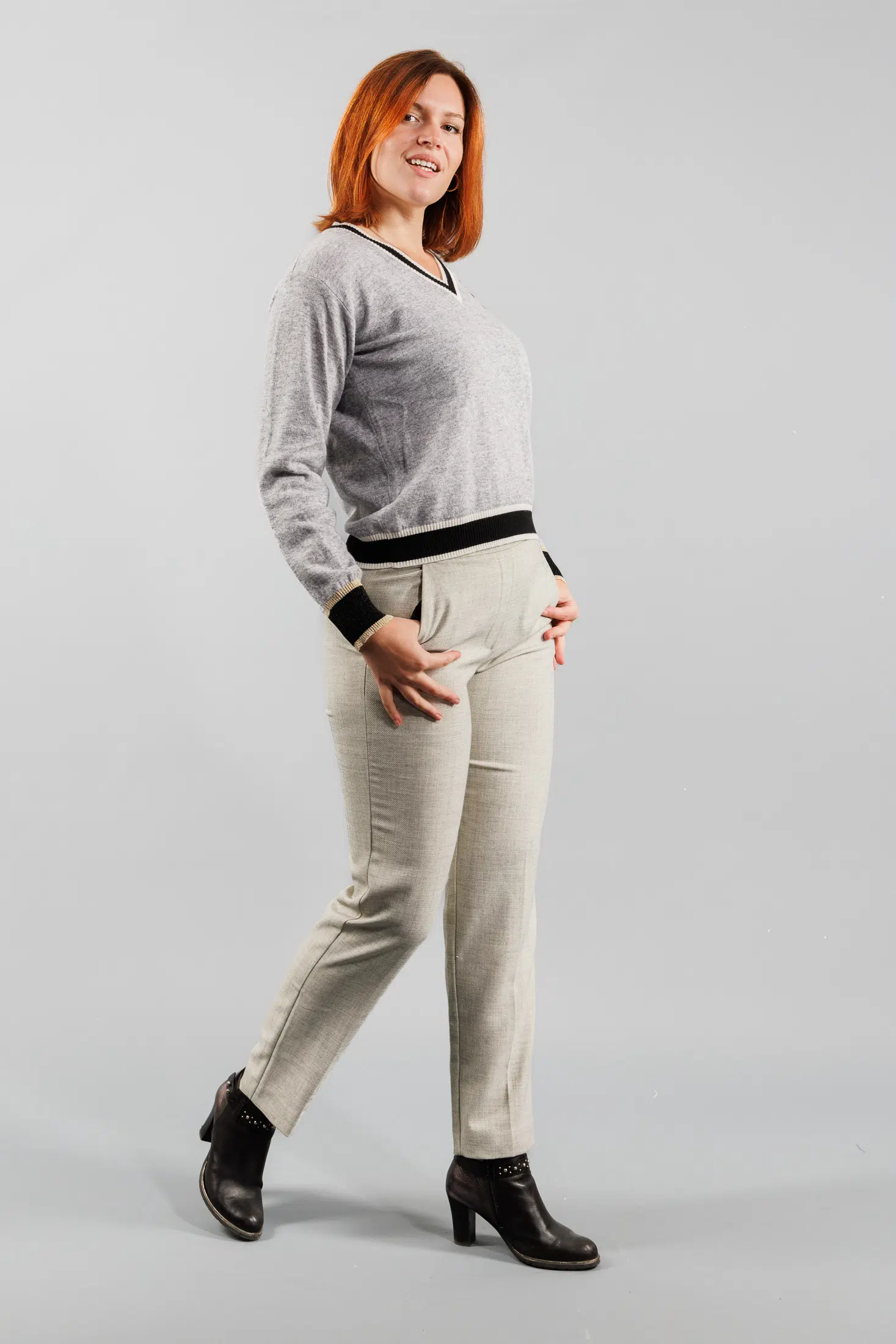 Pull en col V – Image 3