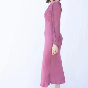 Robe à manches crépon