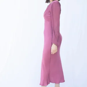 Robe à manches crépon