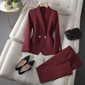 Élégant ensemble 2 pièces blazer et pantalon pour femme pour une tenue de bureau élégante et professionnelle