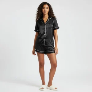 Ensemble Pyjama Satin Femme Chemisier et Short Élégant – Satin d’Aurore